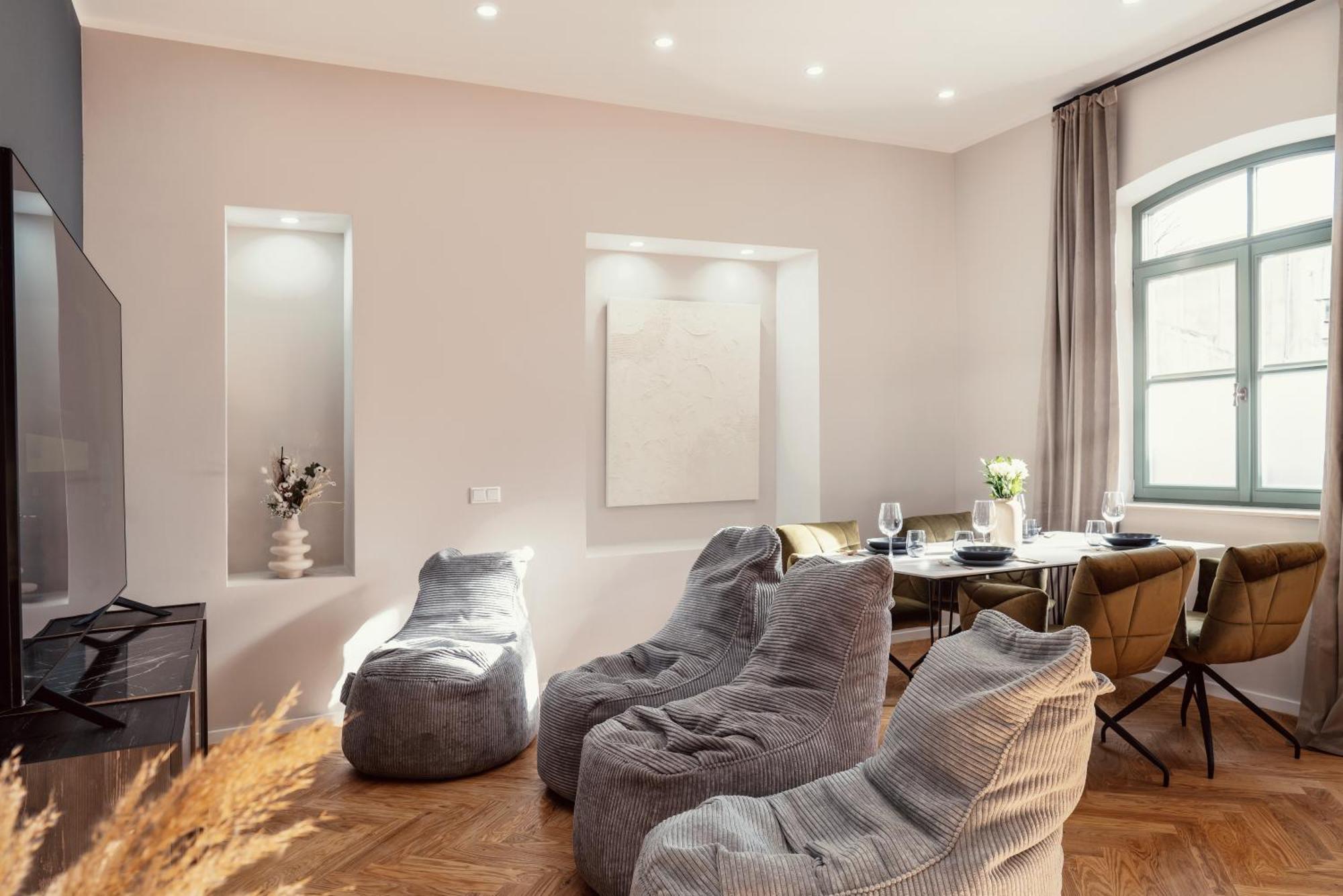 אוגסבורג New Luxus Suite I Two Kingbeds I Center מראה חיצוני תמונה